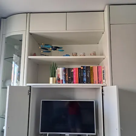 Piers De Raveschootlaan Apartment