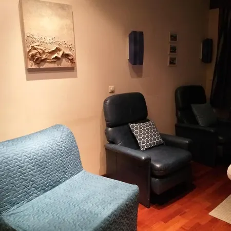 Piers De Raveschootlaan Apartment